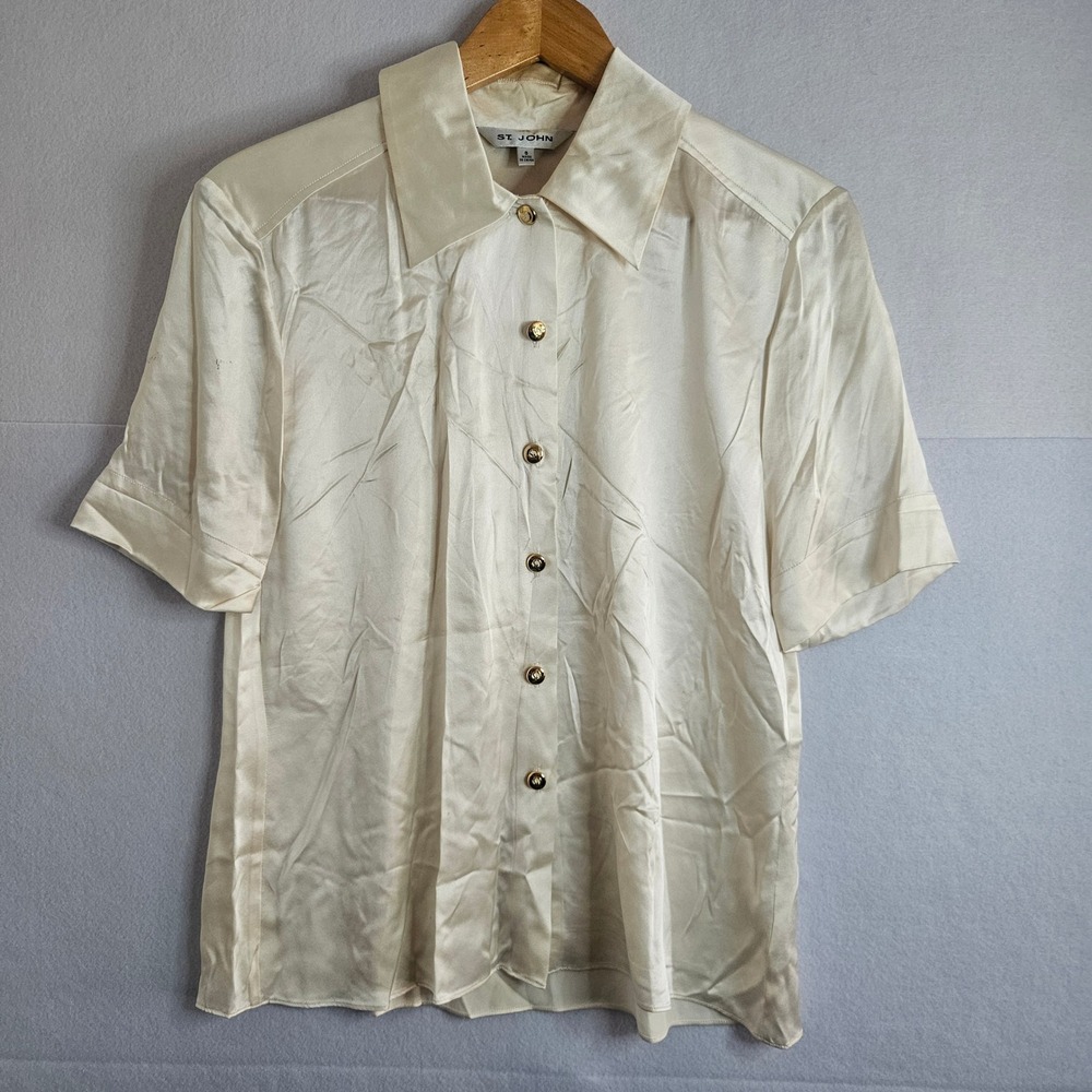St. John Silk‎ Blouse Cream Ivory Short Sleeve Gold Logo Button Up Top Womens 8